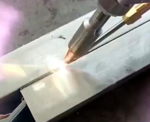 數(shù)控激光切割機公司 數(shù)控激光切割機公司