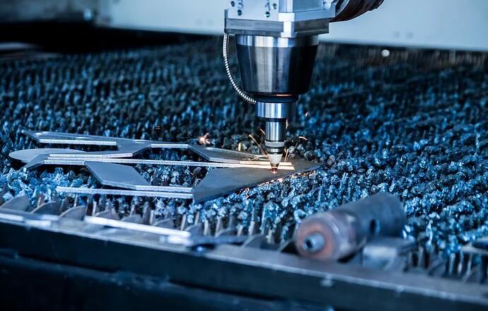 7萬到9萬小型激光切割機好不好？哪里能買？