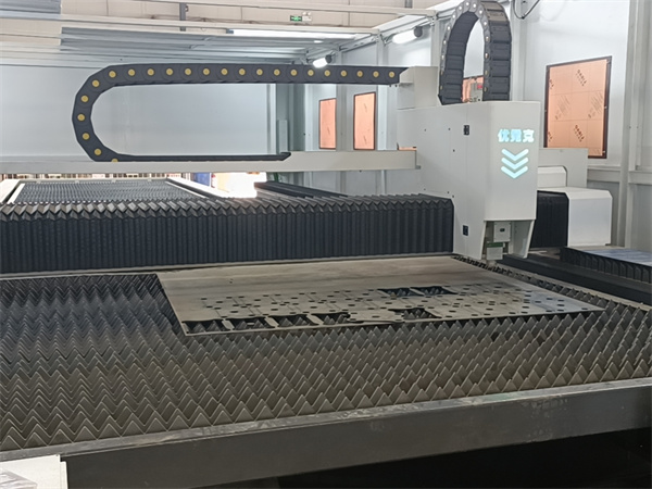 切割冷軋鋼板的激光切割機(jī)找哪個(gè)廠家購買